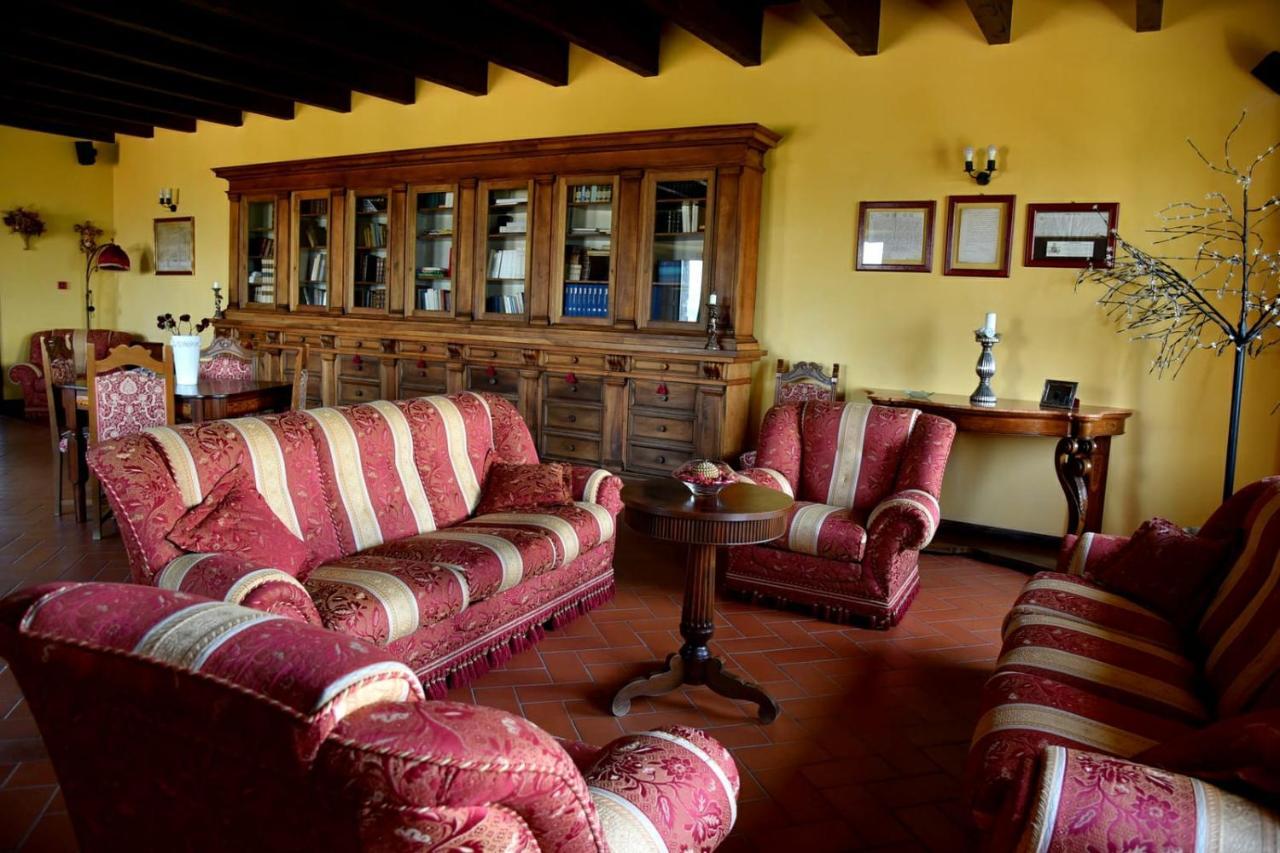 Il Castello Dei Principi Sanseverino